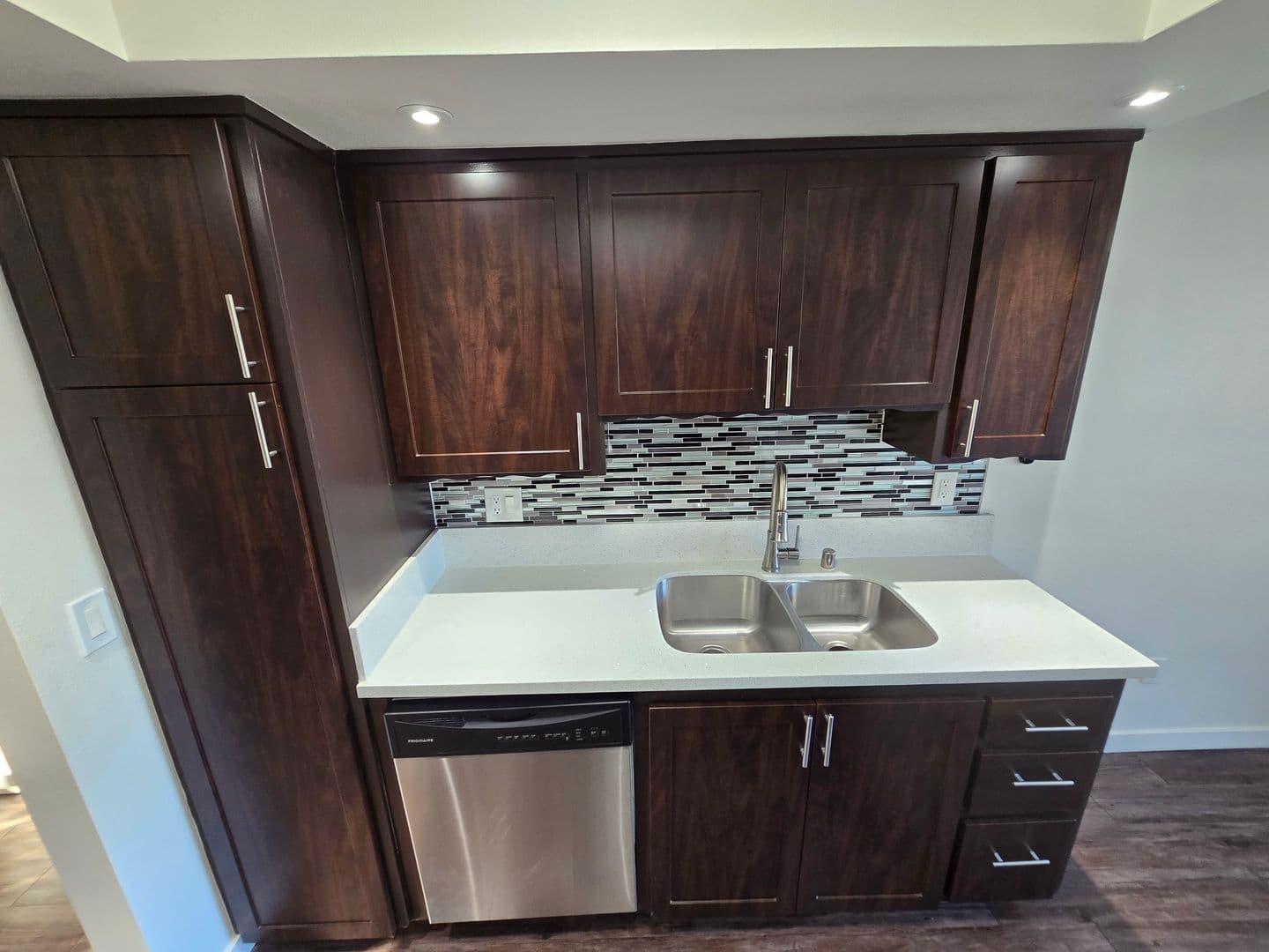 Alhambra Apartment: 1801 Garvey Avenue