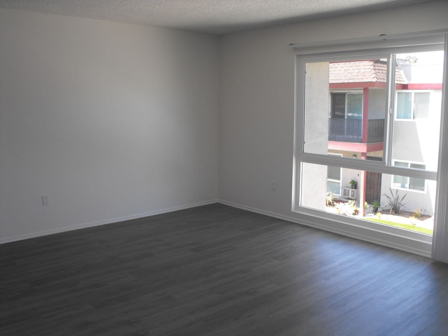 Anaheim Apartment: 2020 West Alameda Avenue