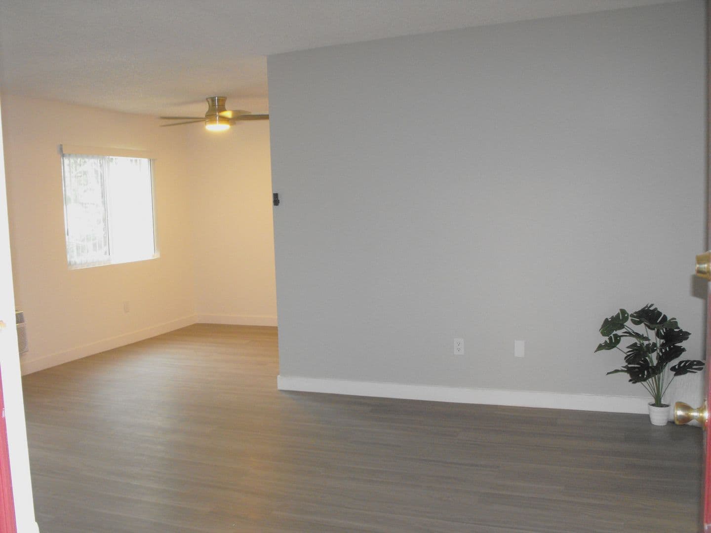 Anaheim Apartment: 2020 West Alameda Avenue