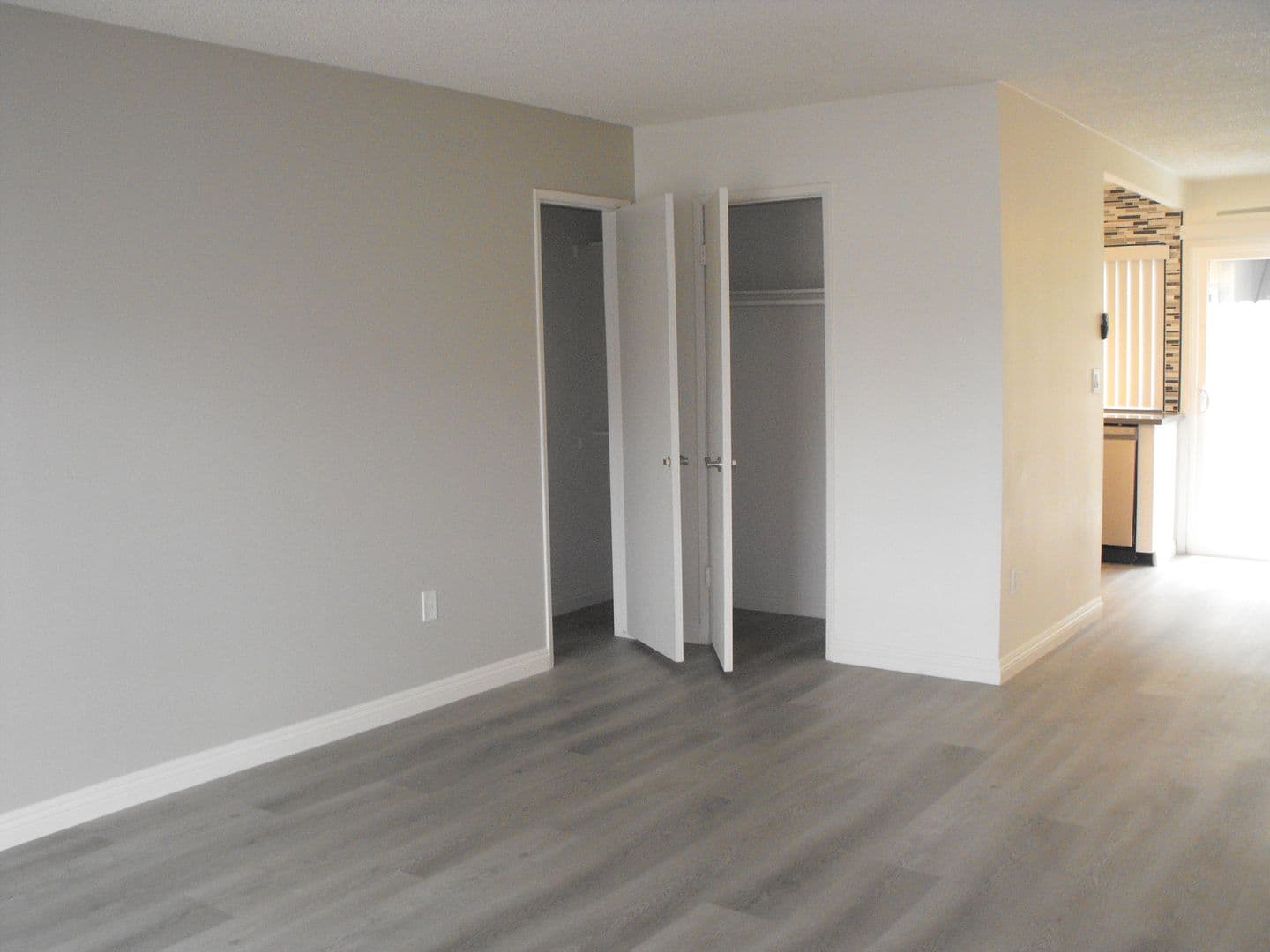 Anaheim Apartment: 2020 West Alameda Avenue
