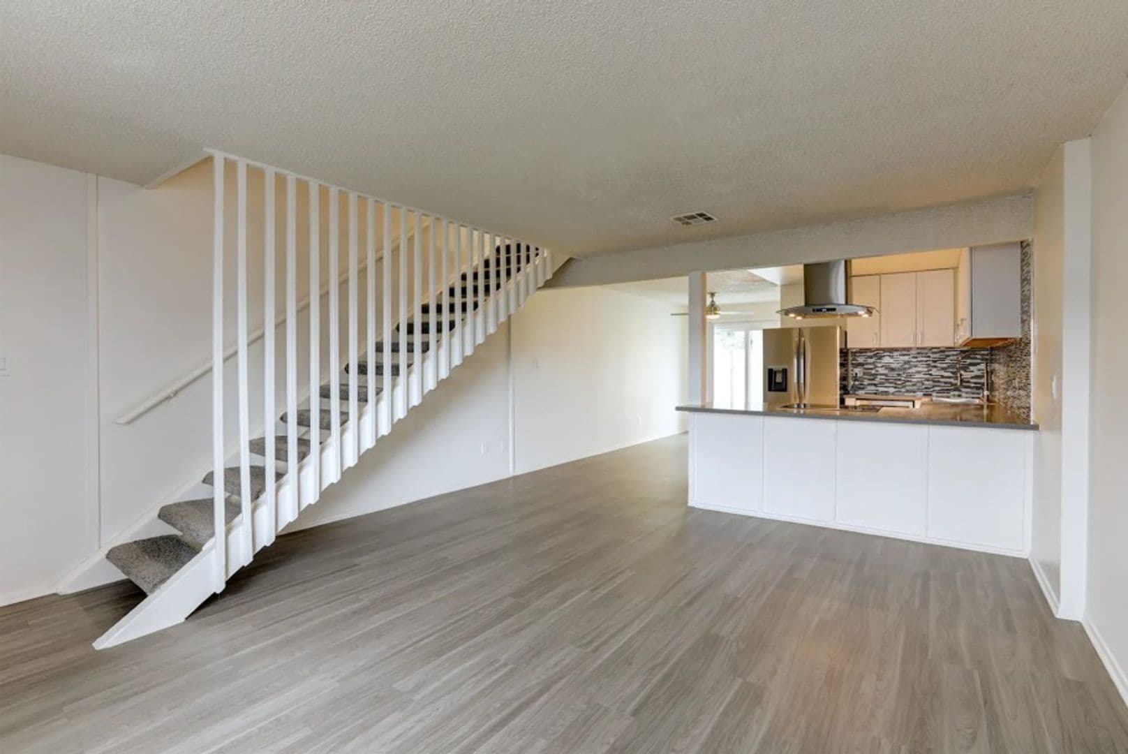 Westminster Apartment: 14452 Goldenwest Street