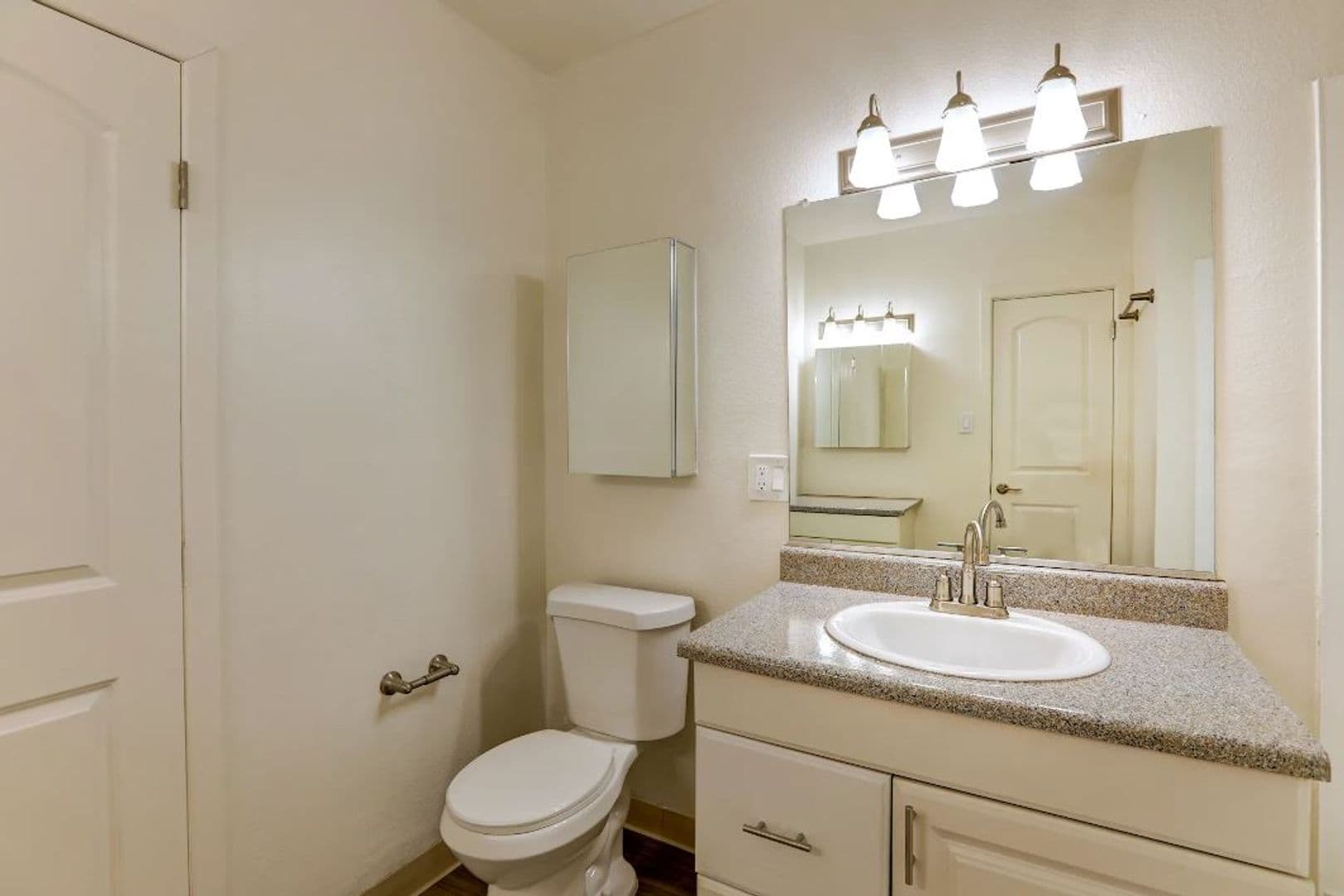 Westminster Apartment: 14452 Goldenwest Street