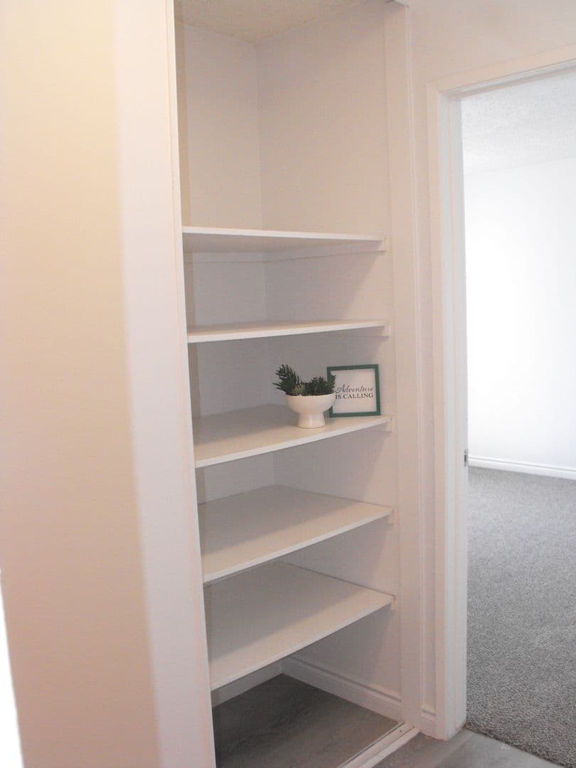 Anaheim Apartment: 2020 West Alameda Avenue