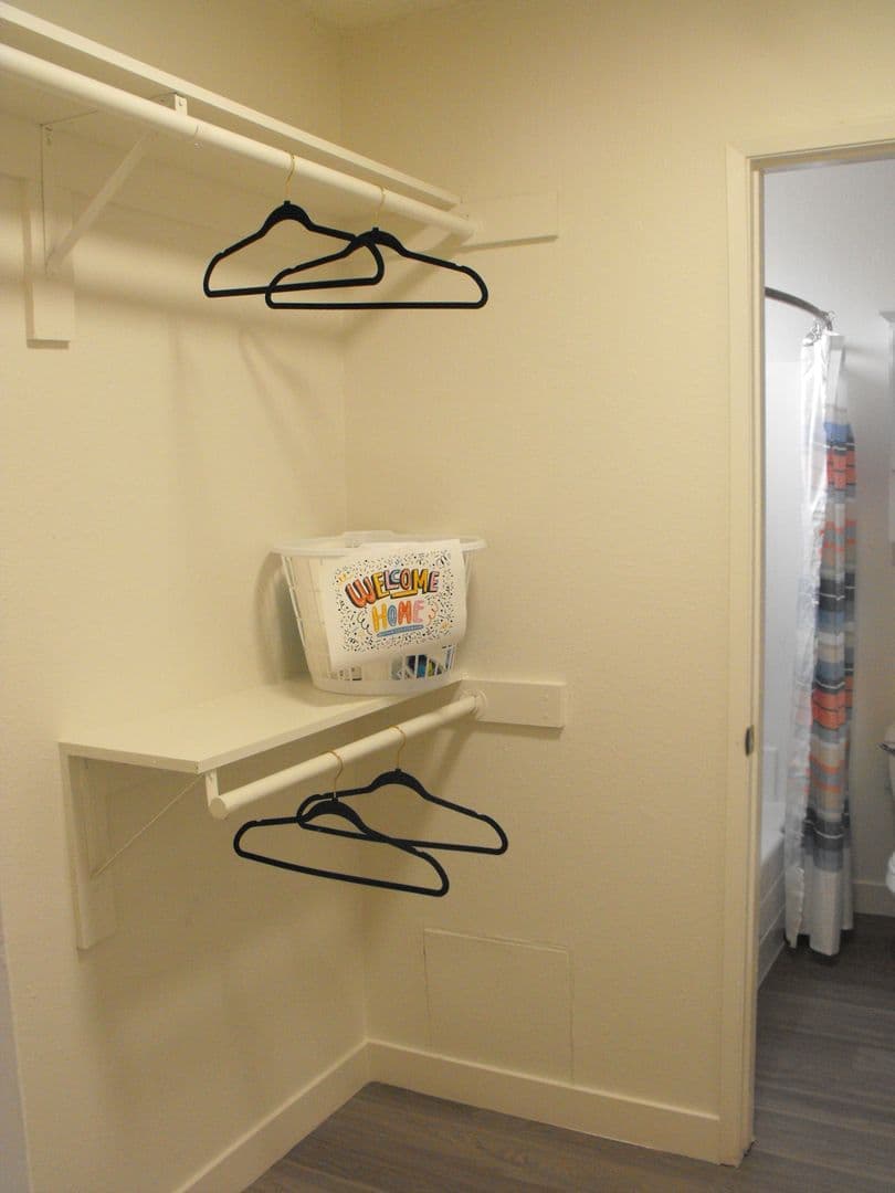 Anaheim Apartment: 2020 West Alameda Avenue