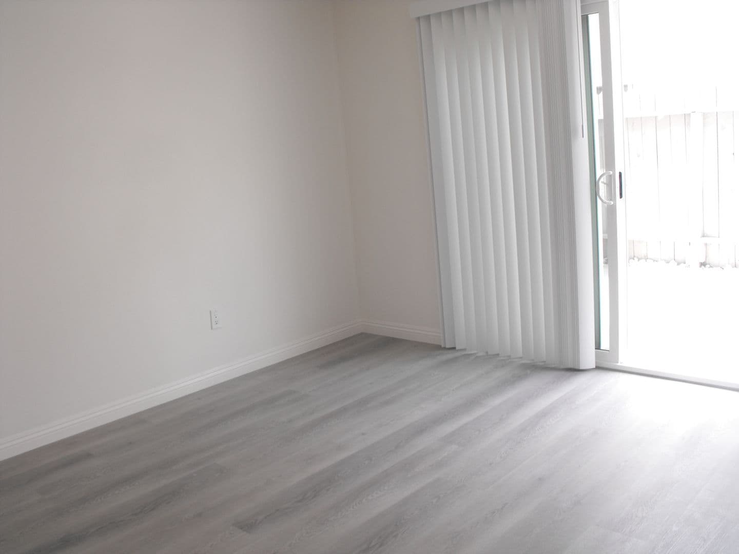 Anaheim Apartment: 2020 West Alameda Avenue