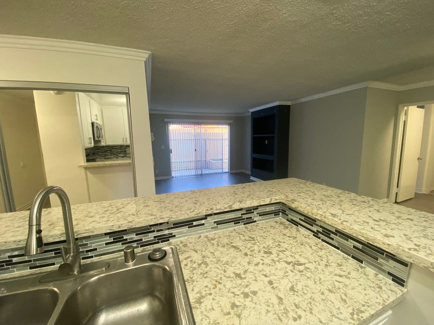 Torrance Apartment: 3707 Garnet Street
