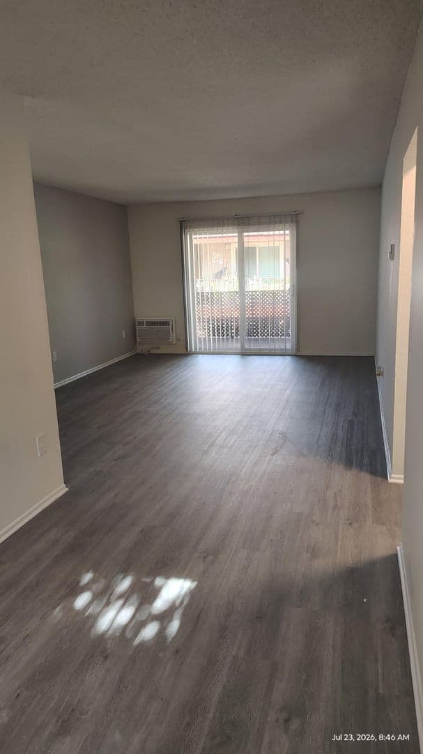 Anaheim Apartment: 2020 West Alameda Avenue
