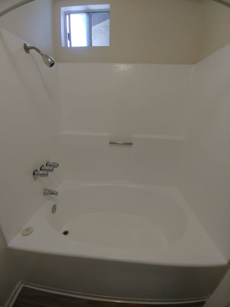 Santa Ana Apartment: 1314 Harbor Boulevard