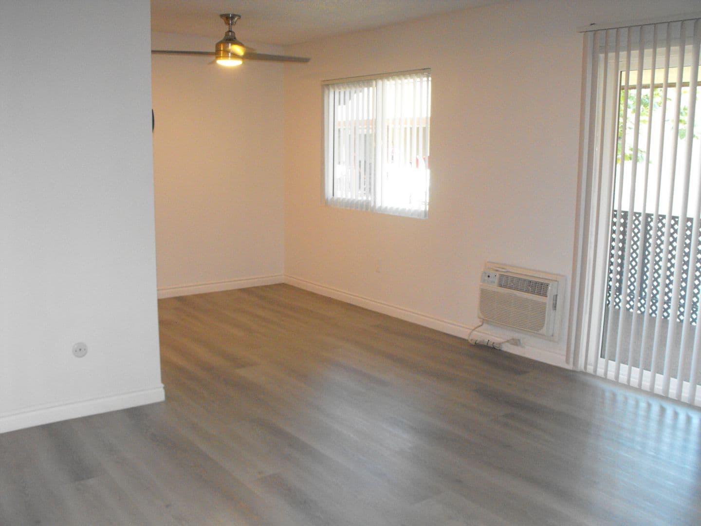 Anaheim Apartment: 2020 West Alameda Avenue