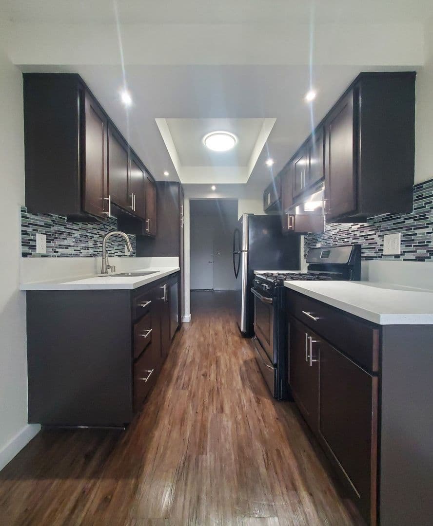 Alhambra Apartment: 1801 Garvey Avenue