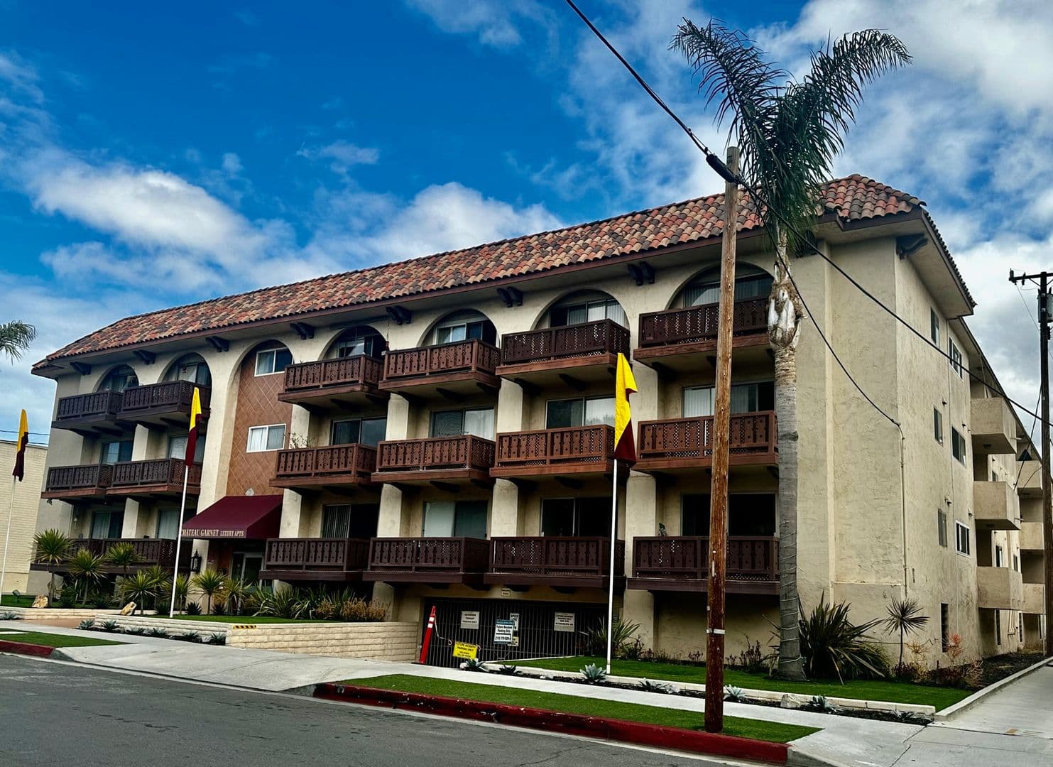Torrance Apartment: 3707 Garnet Street