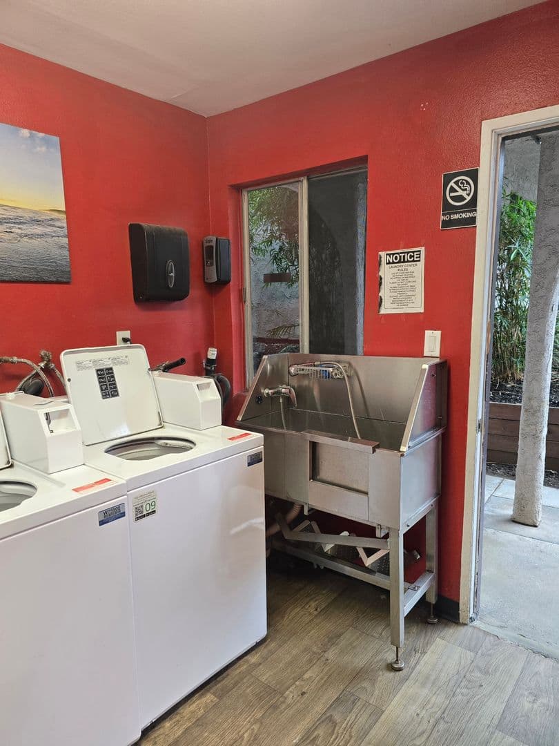 Alhambra Apartment: 1801 Garvey Avenue