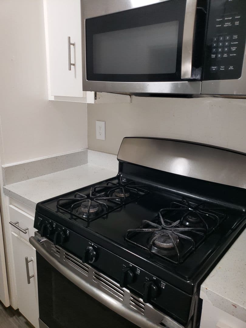 Anaheim Apartment: 1020 Magnolia Avenue