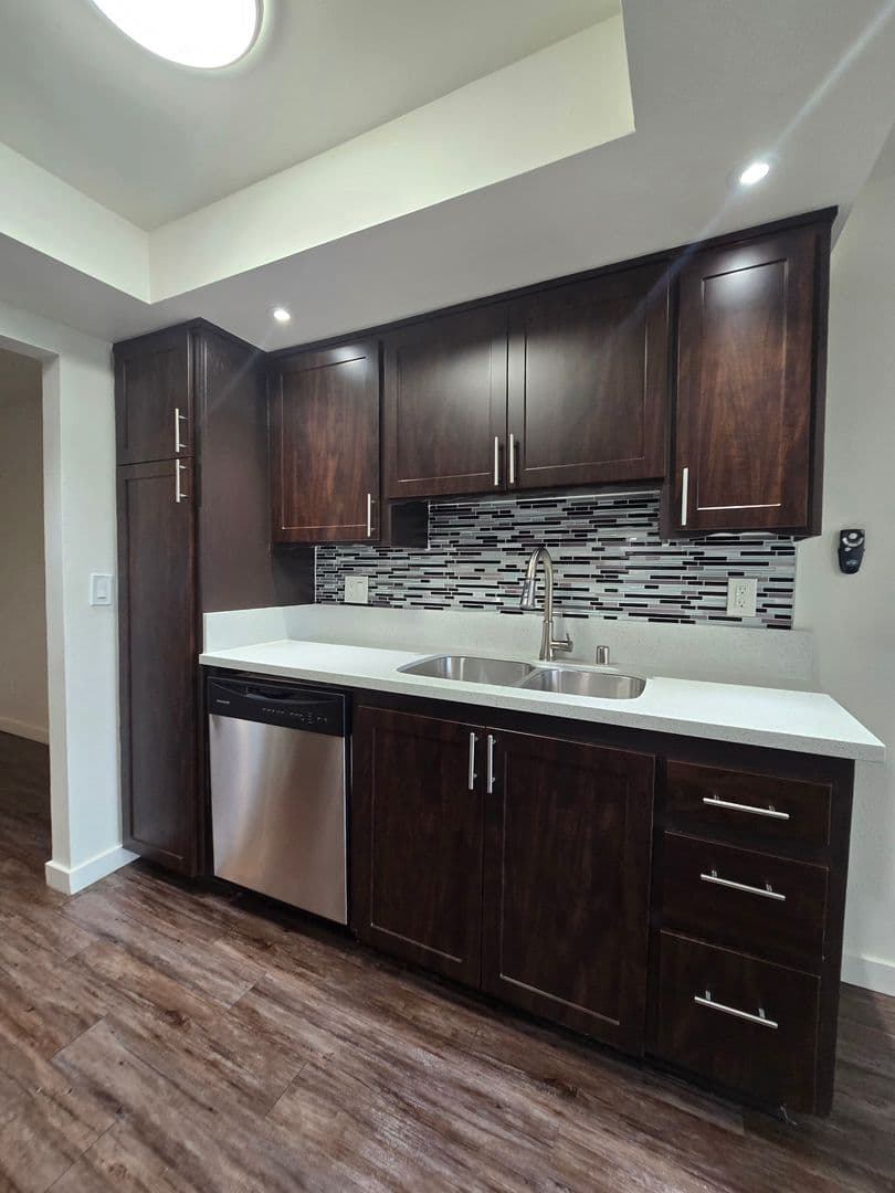 Alhambra Apartment: 1801 Garvey Avenue