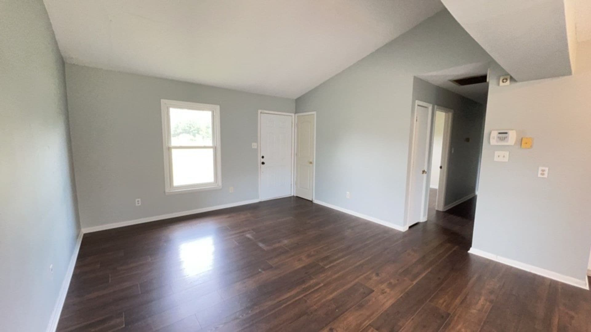 Jacksonville House: 1011 Blue Leaf Place