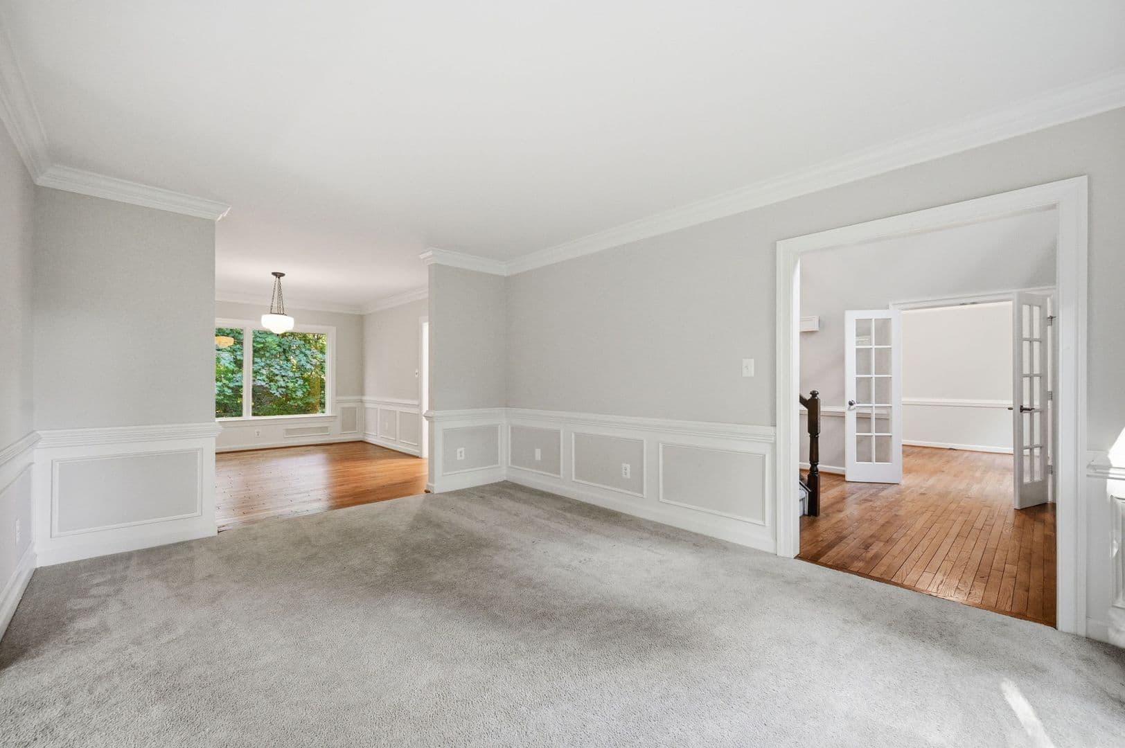 Fredericksburg House: 2 English Hills Dr