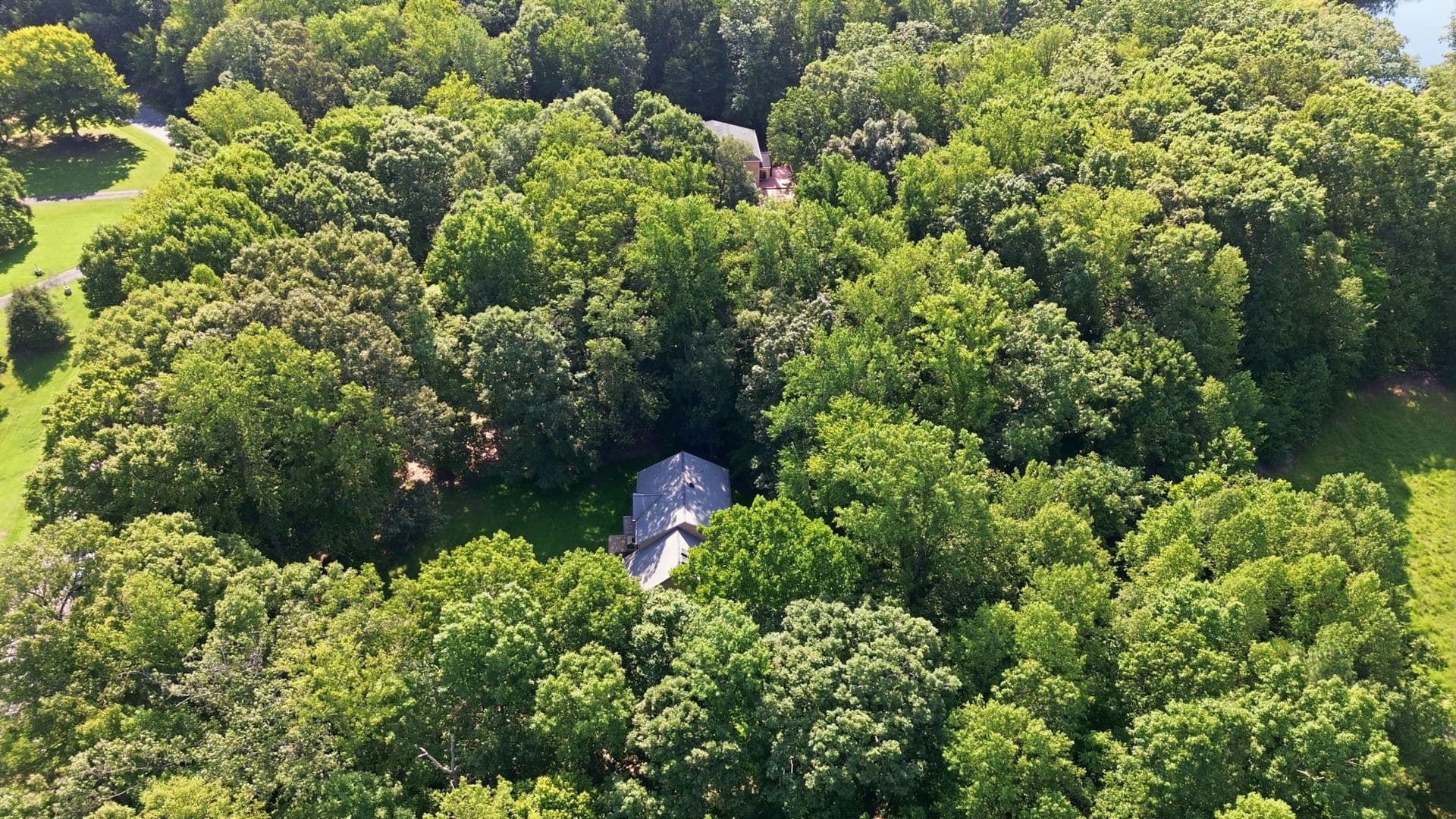 Fredericksburg House: 2 English Hills Dr