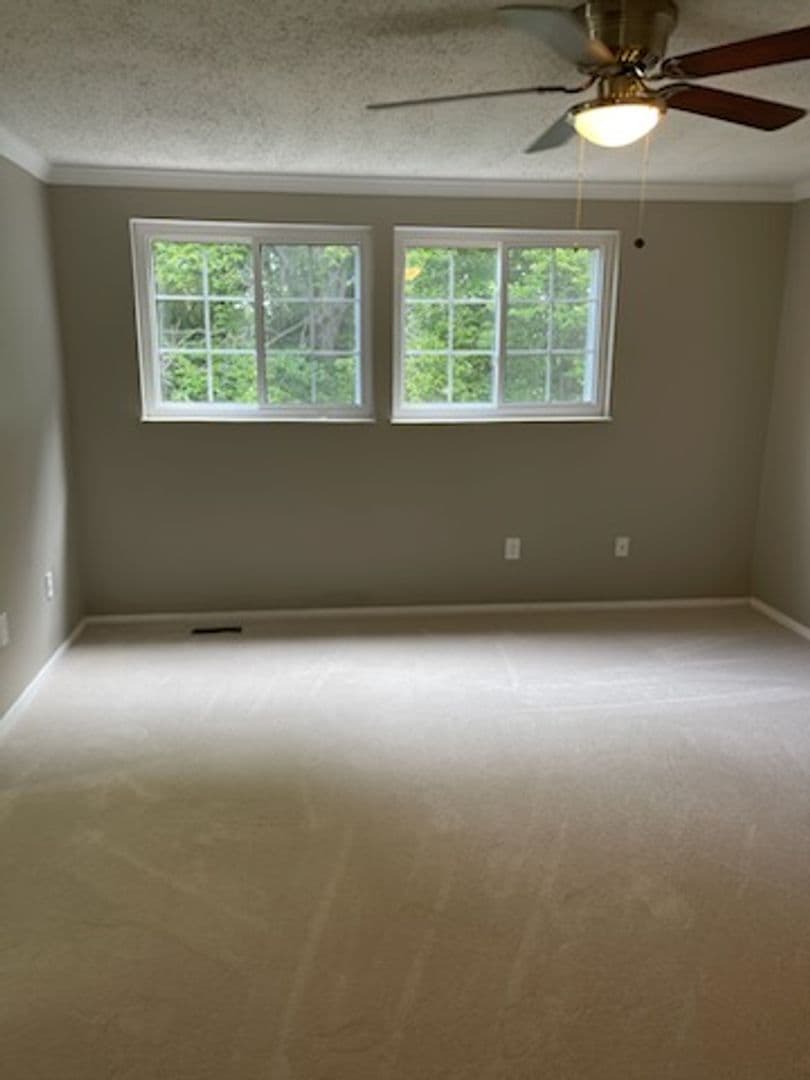 Woodbridge House: 3422 Belfry Lane