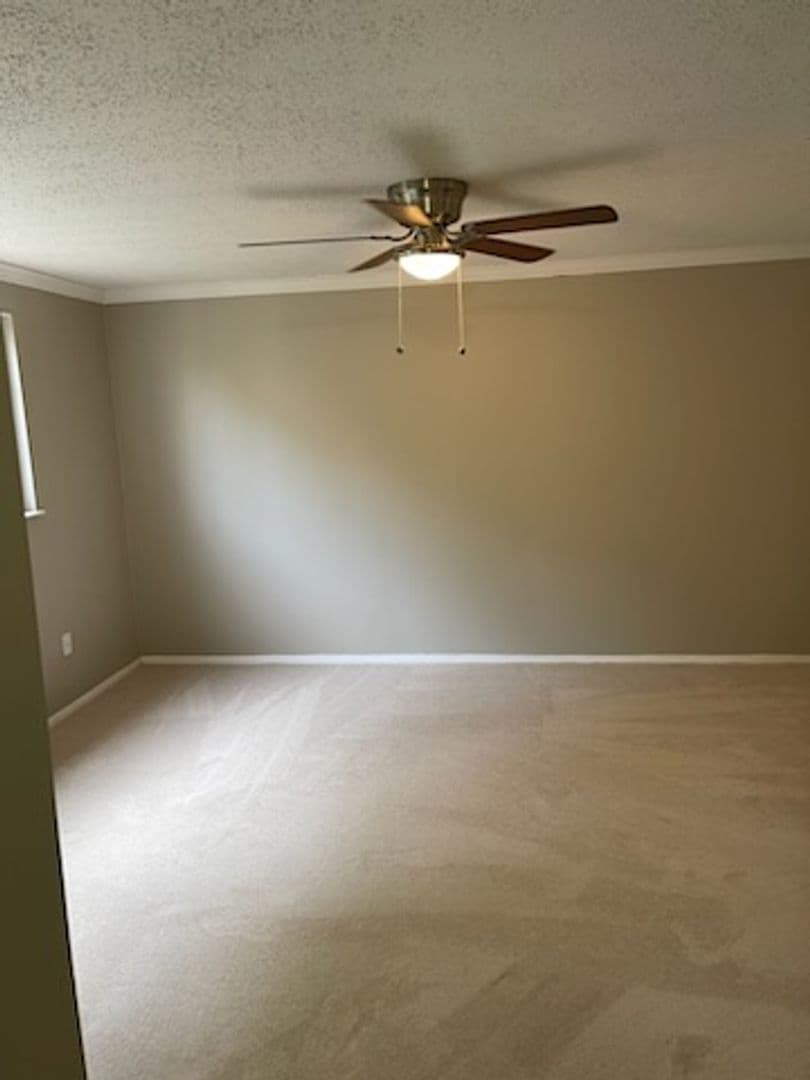Woodbridge House: 3422 Belfry Lane