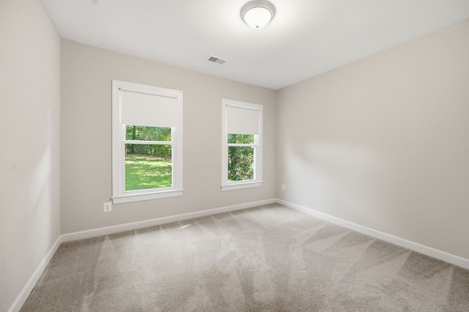 Fredericksburg House: 2 English Hills Dr