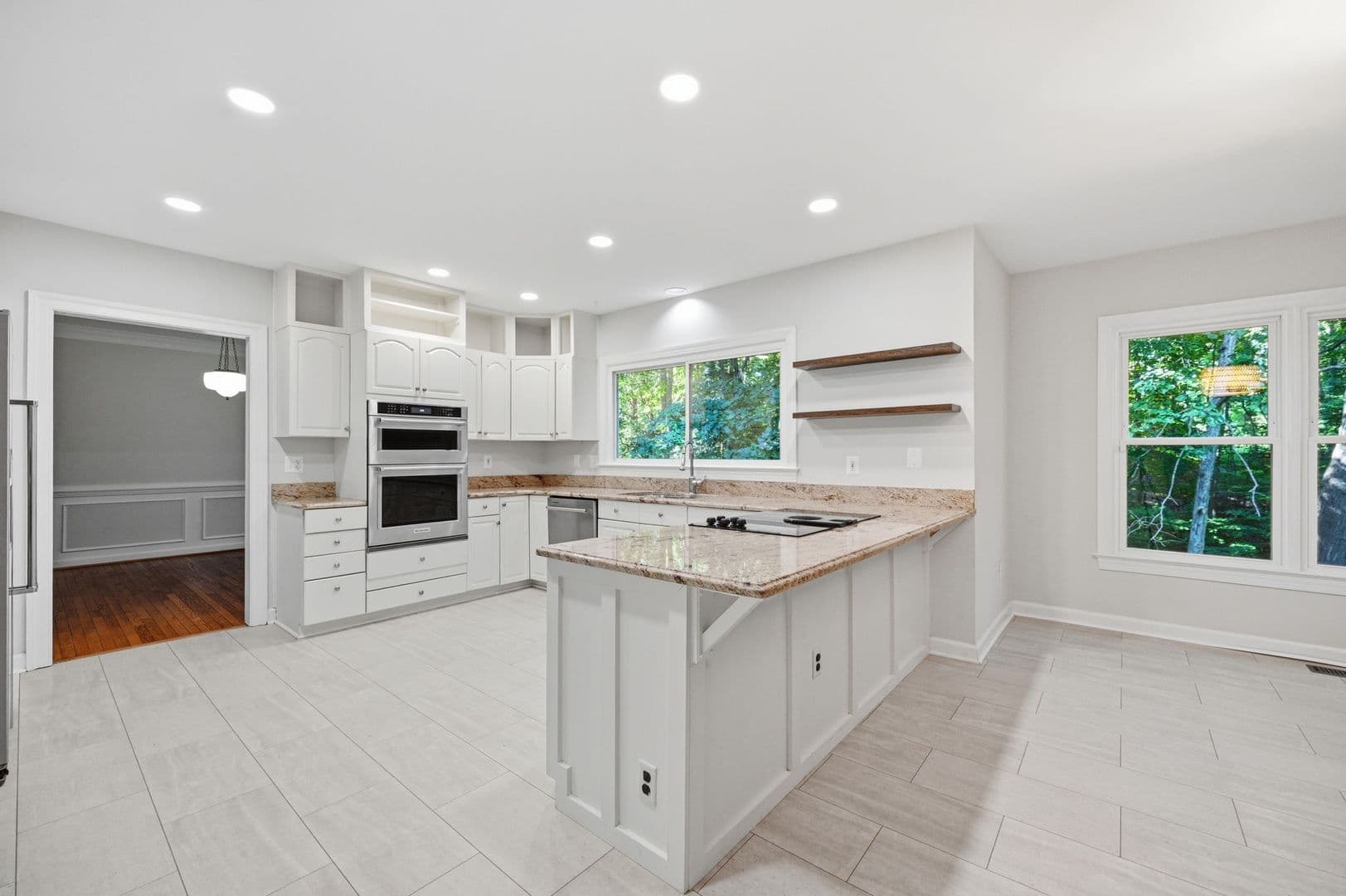 Fredericksburg House: 2 English Hills Dr