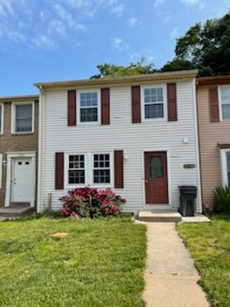 Woodbridge House: 3422 Belfry Lane