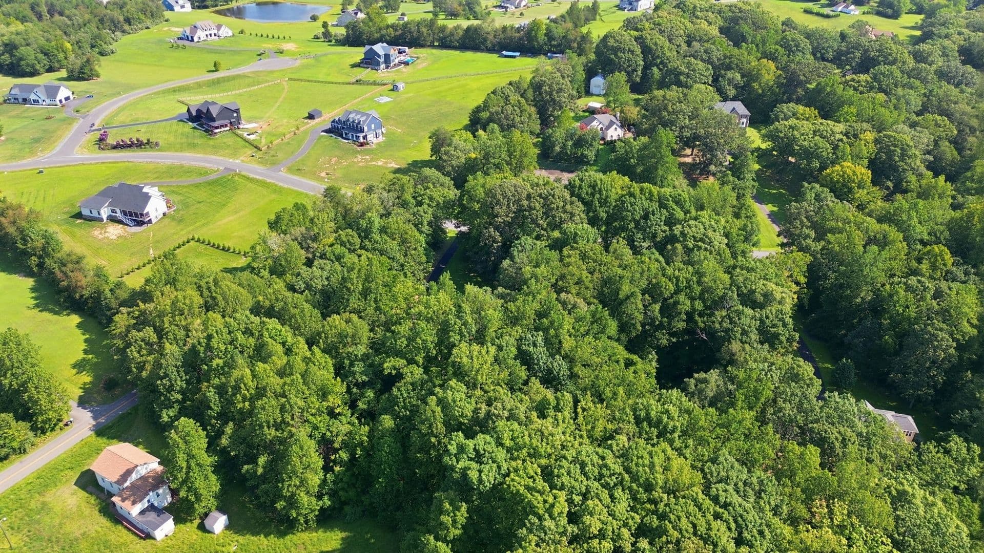 Fredericksburg House: 2 English Hills Dr