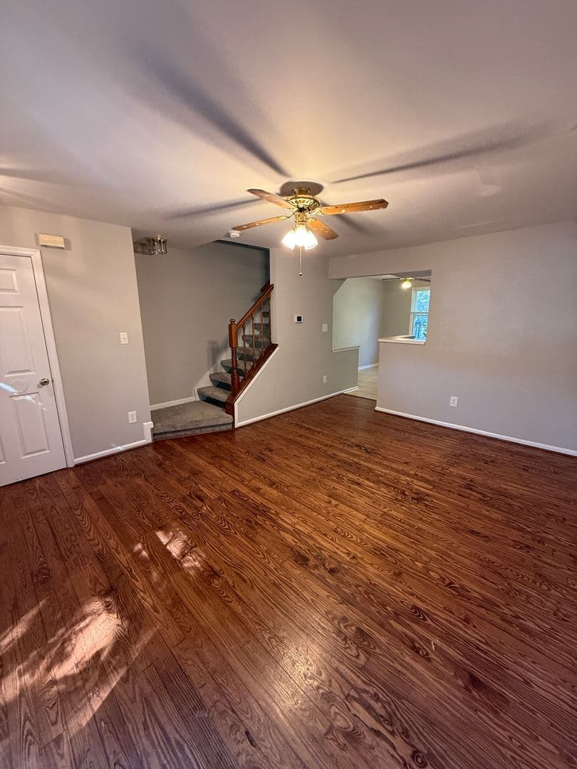 Arlington House: 5003 9th Street S. - 9th Street