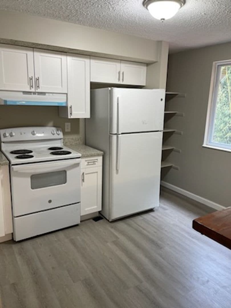 Woodbridge House: 3422 Belfry Lane