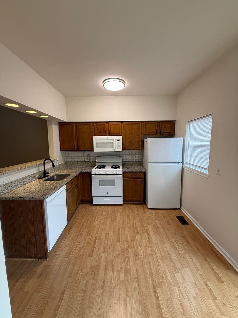 Dumfries House: 16150 Taconic Circle