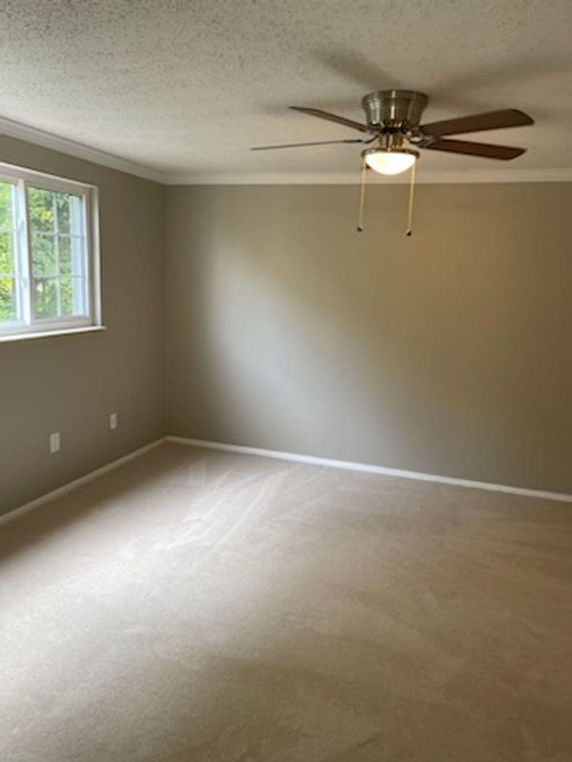 Woodbridge House: 3422 Belfry Lane