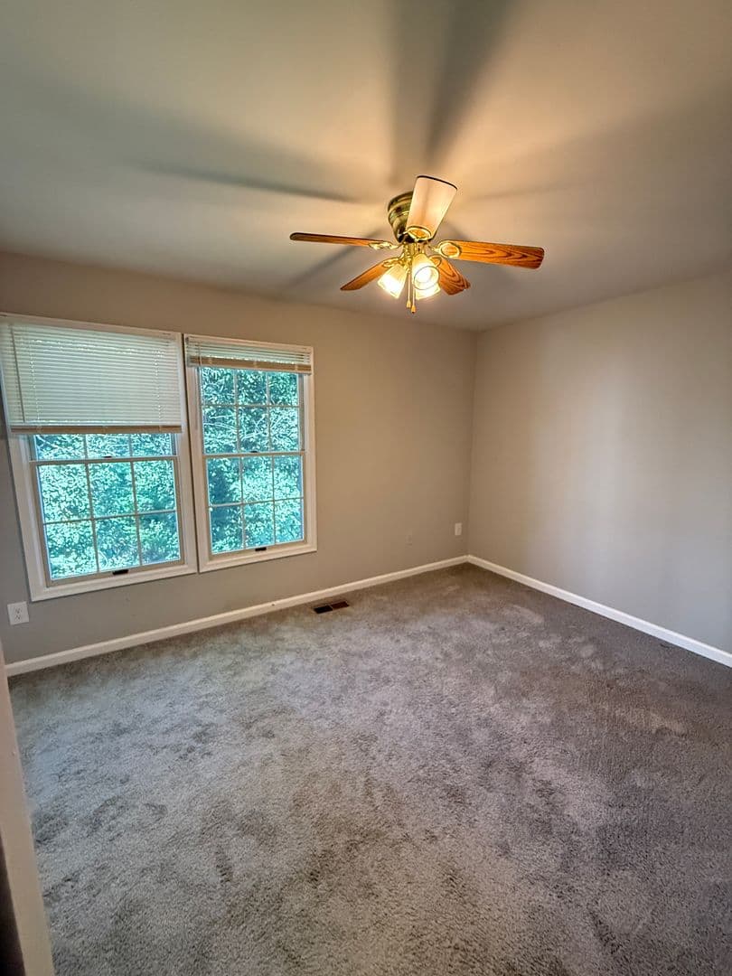 Arlington House: 5003 9th Street S. - 9th Street