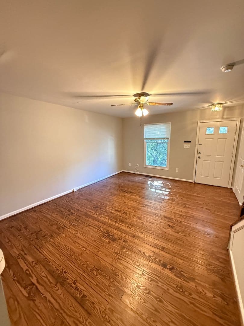 Arlington House: 5003 9th Street S. - 9th Street