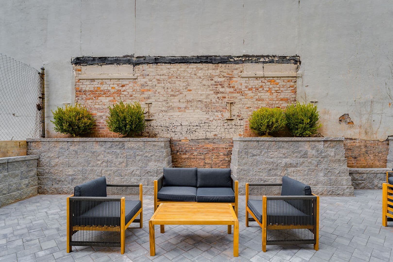 Jersey City, Journal Square Apartment: 253 Academy Street