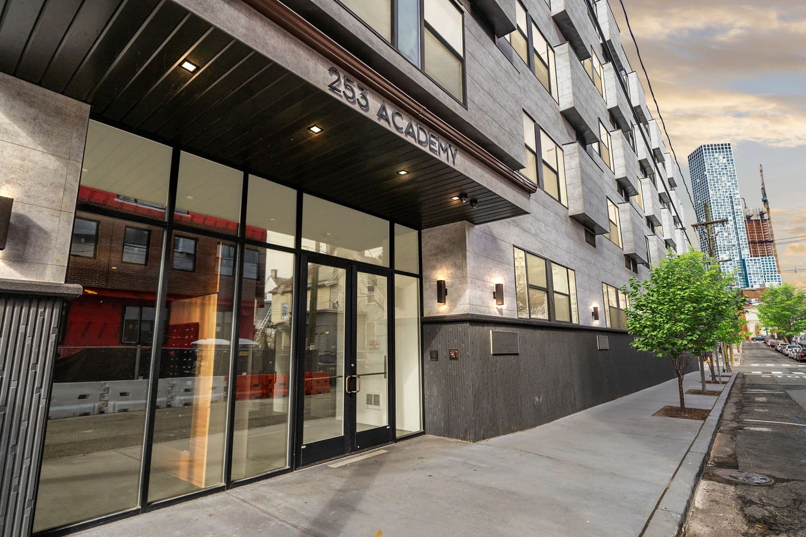 Jersey City, Journal Square Apartment: 253 Academy Street
