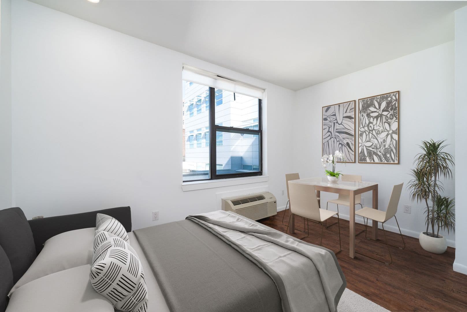 Jersey City, Journal Square Apartment: 253 Academy Street