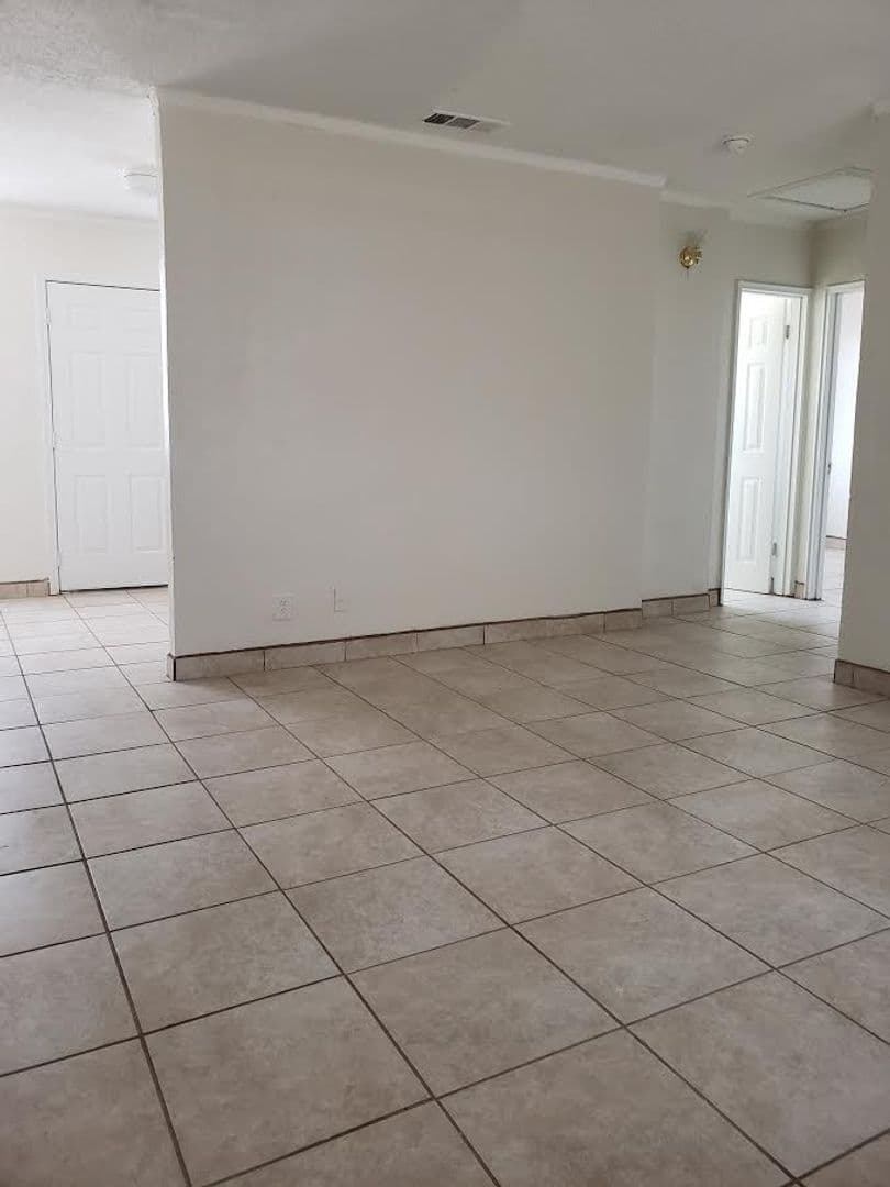 West Columbia Apartment: 566 North Brown Street