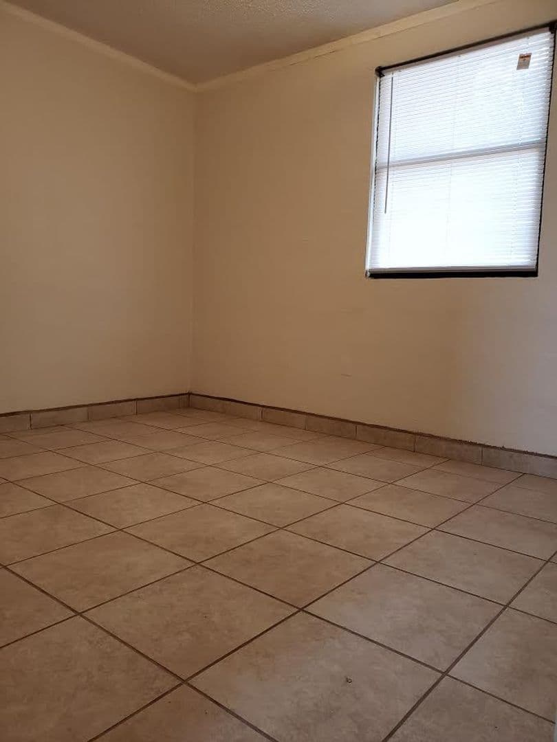 West Columbia Apartment: 566 North Brown Street