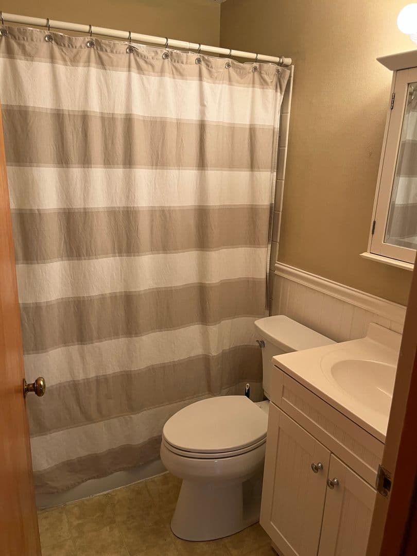 Elkhorn Apartment: 501 N Church Street