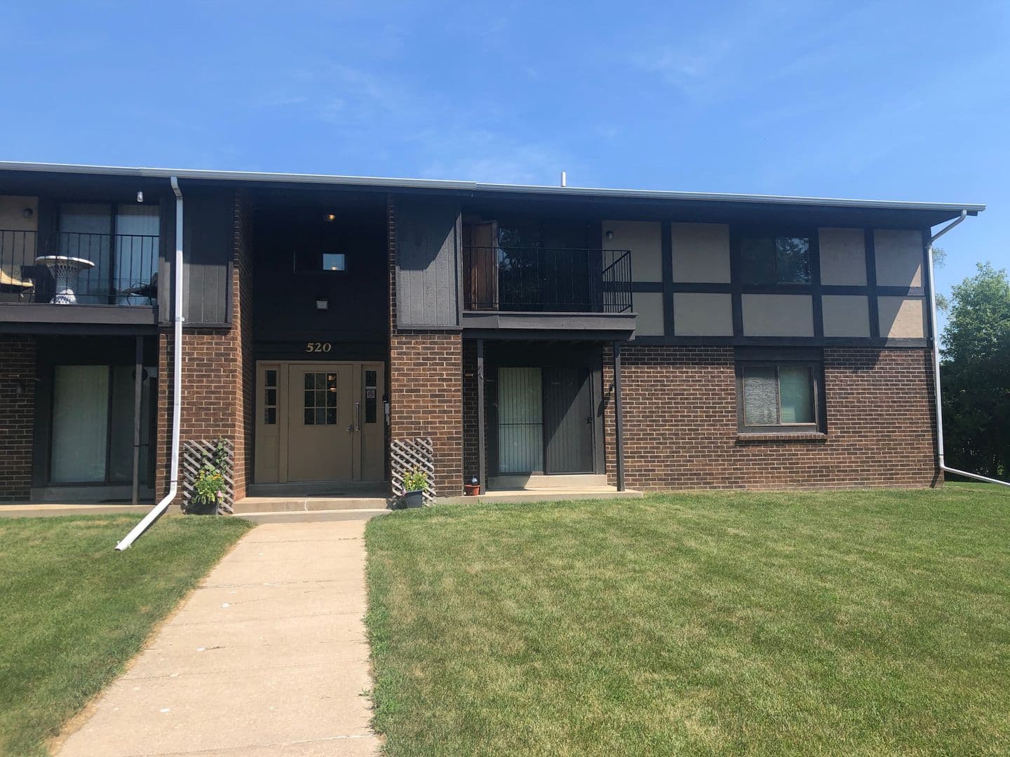 Union Grove Apartment: 520 Mill Ave