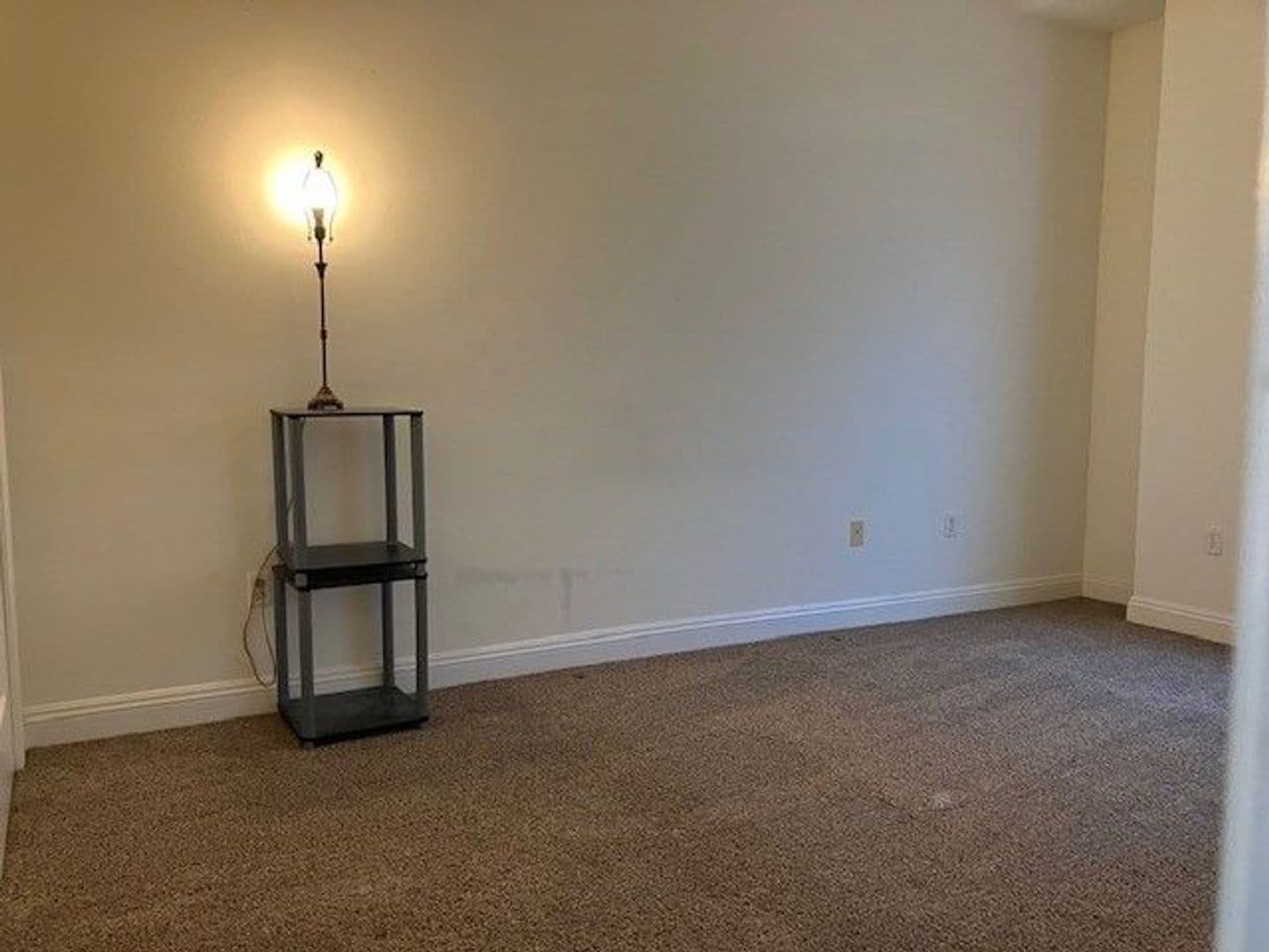 Sturtevant Apartment: Fieldstone way