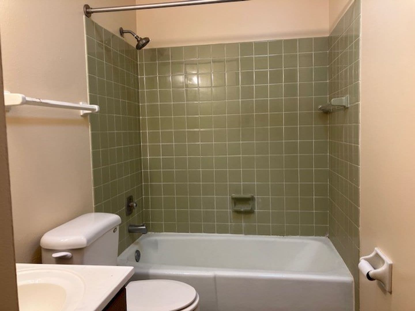 Kenosha Apartment: Kenosha Properties