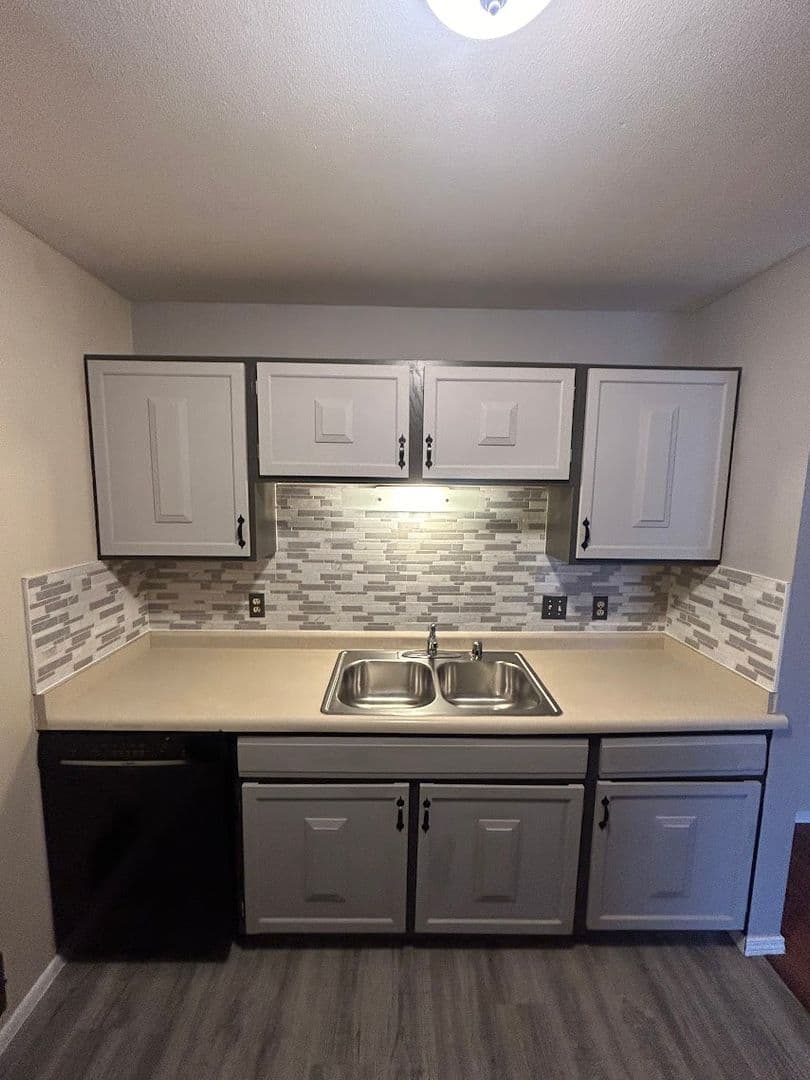MILWAUKEE Condo: 6021 W PORT AVE  UNIT 101A