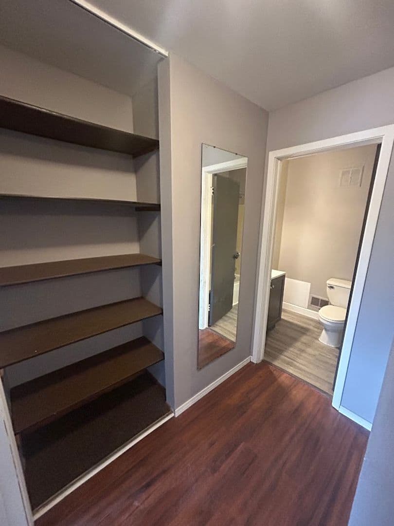 MILWAUKEE Condo: 6021 W PORT AVE  UNIT 101A