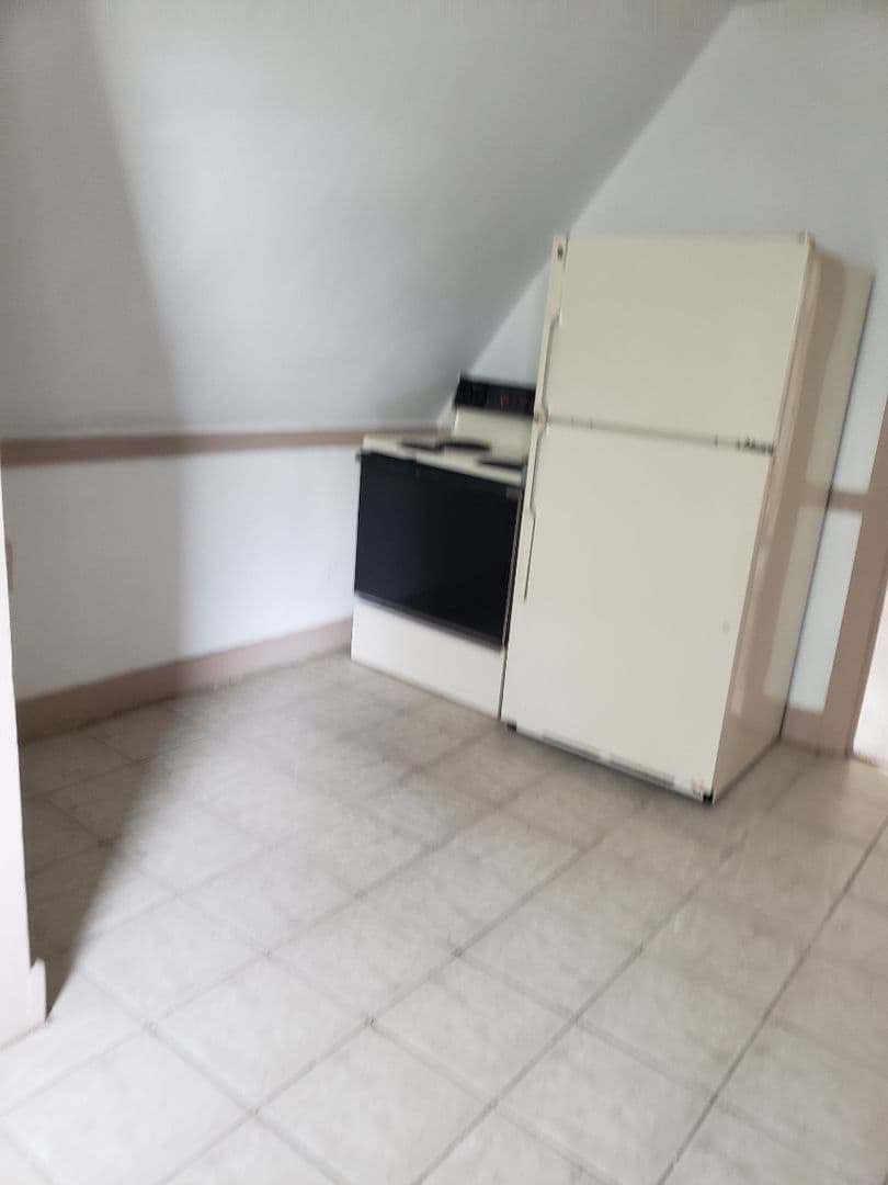 MILWAUKEE Apartment: 224 S 61ST ST