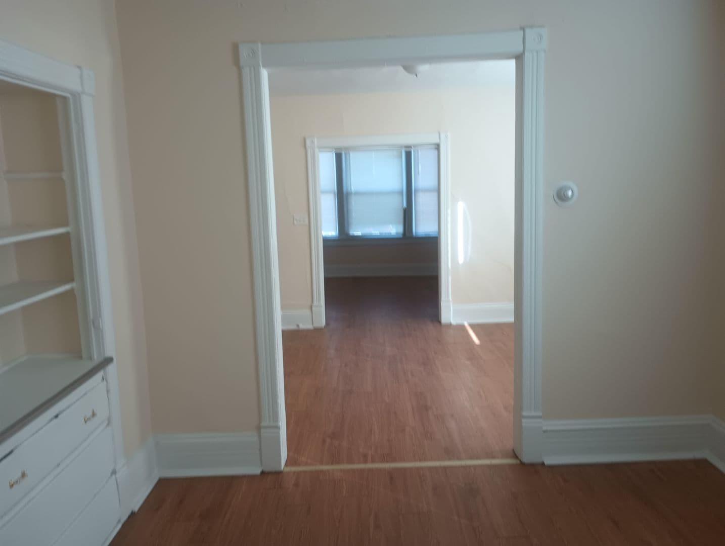 MILWAUKEE Apartment: 1921 N 36TH ST