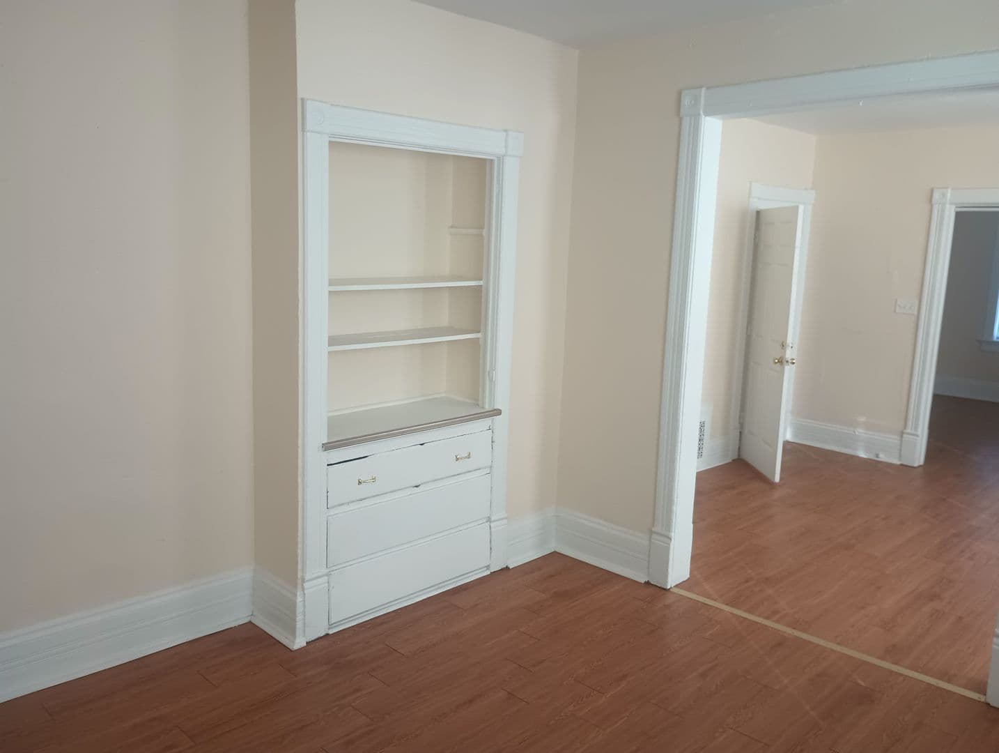 MILWAUKEE Apartment: 1921 N 36TH ST