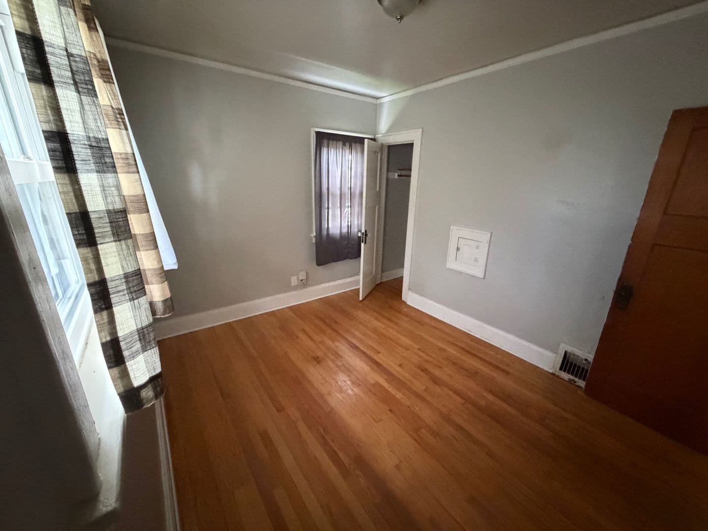 MILWAUKEE Apartment: 3744 N 39TH STREET