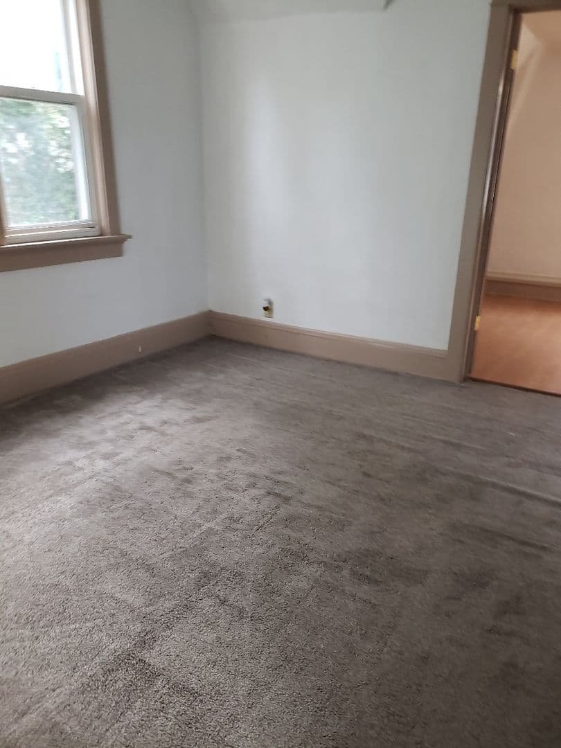 MILWAUKEE Apartment: 224 S 61ST ST