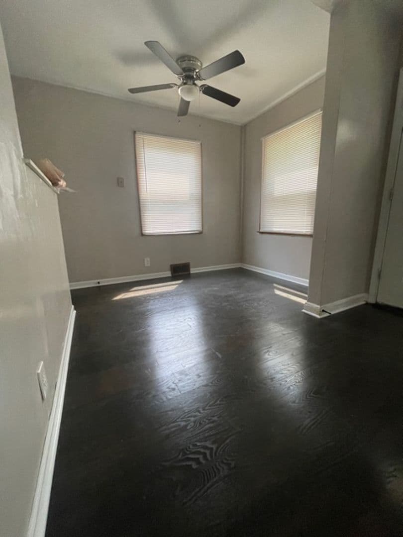 MILWAUKEE Apartment: 4456 N 45TH ST